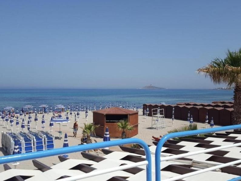 Hotel New Island Isola delle Femmine Exterior foto